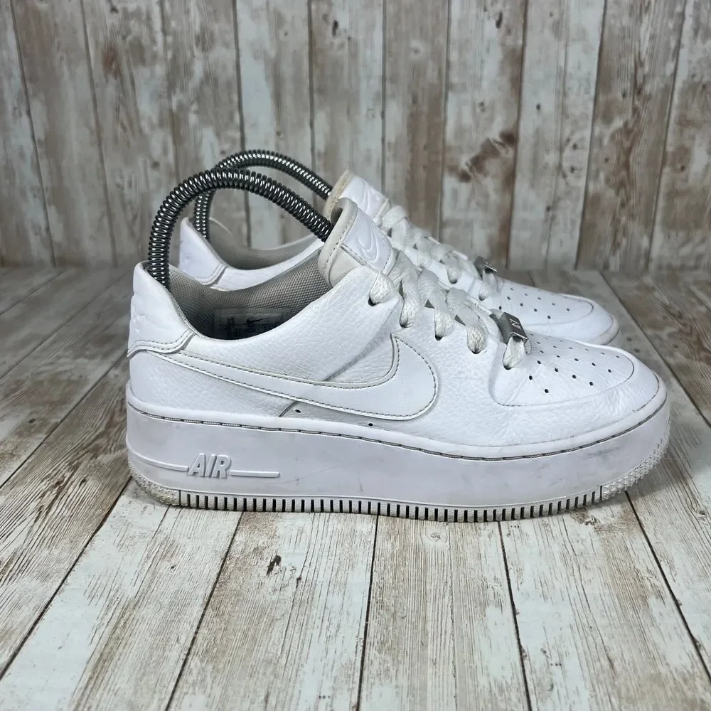 Nike Air Force 1‎ Sage Low Platform Triple White Sneakers Women's Size 6.5
